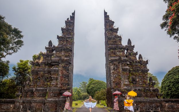 Một chuyến đi đầy những tư thế: Tour du lịch Instagram Bali